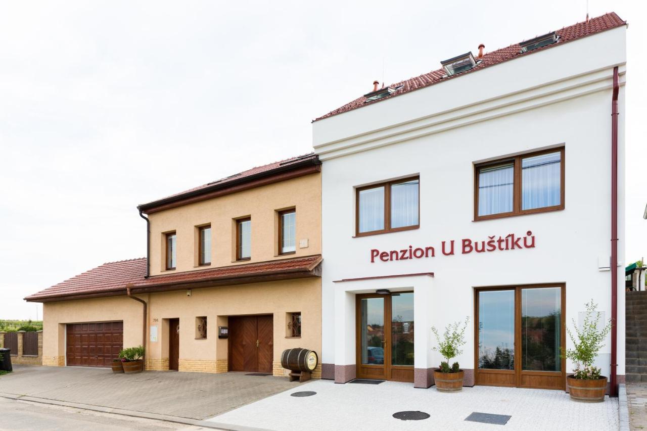 Penzion U Bustiku Sardice Eksteriør bilde